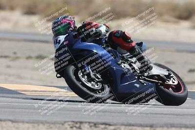 media/Oct-04-2025-CVMA (Sat) [[408bcdd6e4]]/Race 4-Formula Middleweight (Holeshot)/